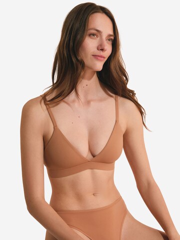 Triangolo Reggiseno 'Pure Soft' di ETAM in marrone