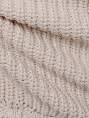 Marie Lund Top in Beige