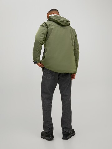 Parka de primăvară-toamnă 'KAISER' de la JACK & JONES pe verde