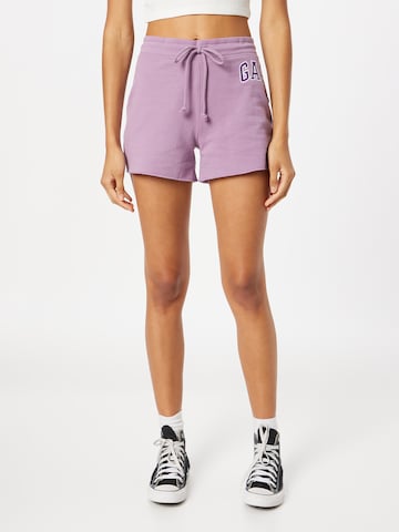 GAP Regular Shorts in Lila: predná strana