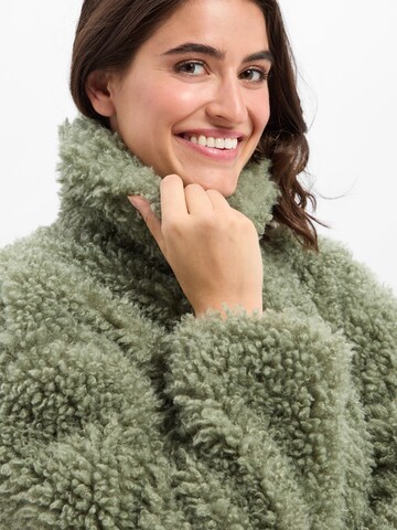 Amber & June Between-Season Jacket in Green