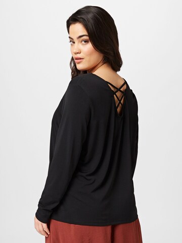 ONLY Curve Shirt 'REBA' in Schwarz