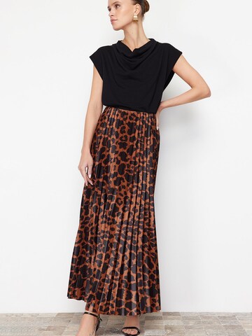 Trendyol Skirt in Brown