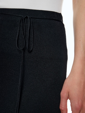EDITED Spódnica 'Lucian' w kolorze czarny