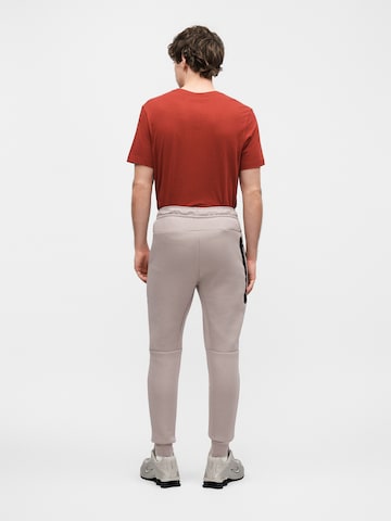 Nike Sportswear Tapered Trousers 'TCH FLC' in Grey