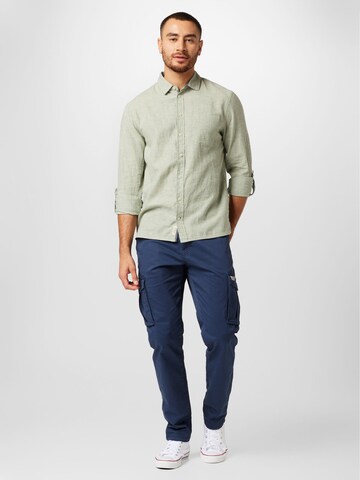 BLEND جينز مضبوط قميص بلون أخضر