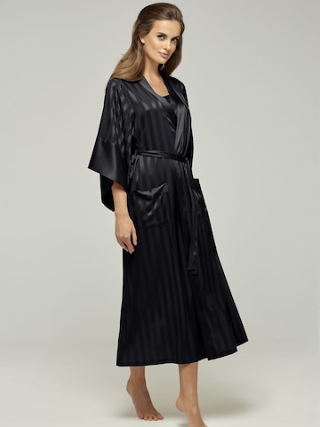 Marc & André Kimono in Black