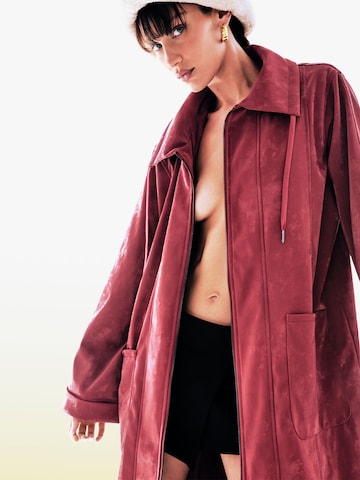 Bella x ABOUT YOU Between-Seasons Coat 'Hanna' in Red: front