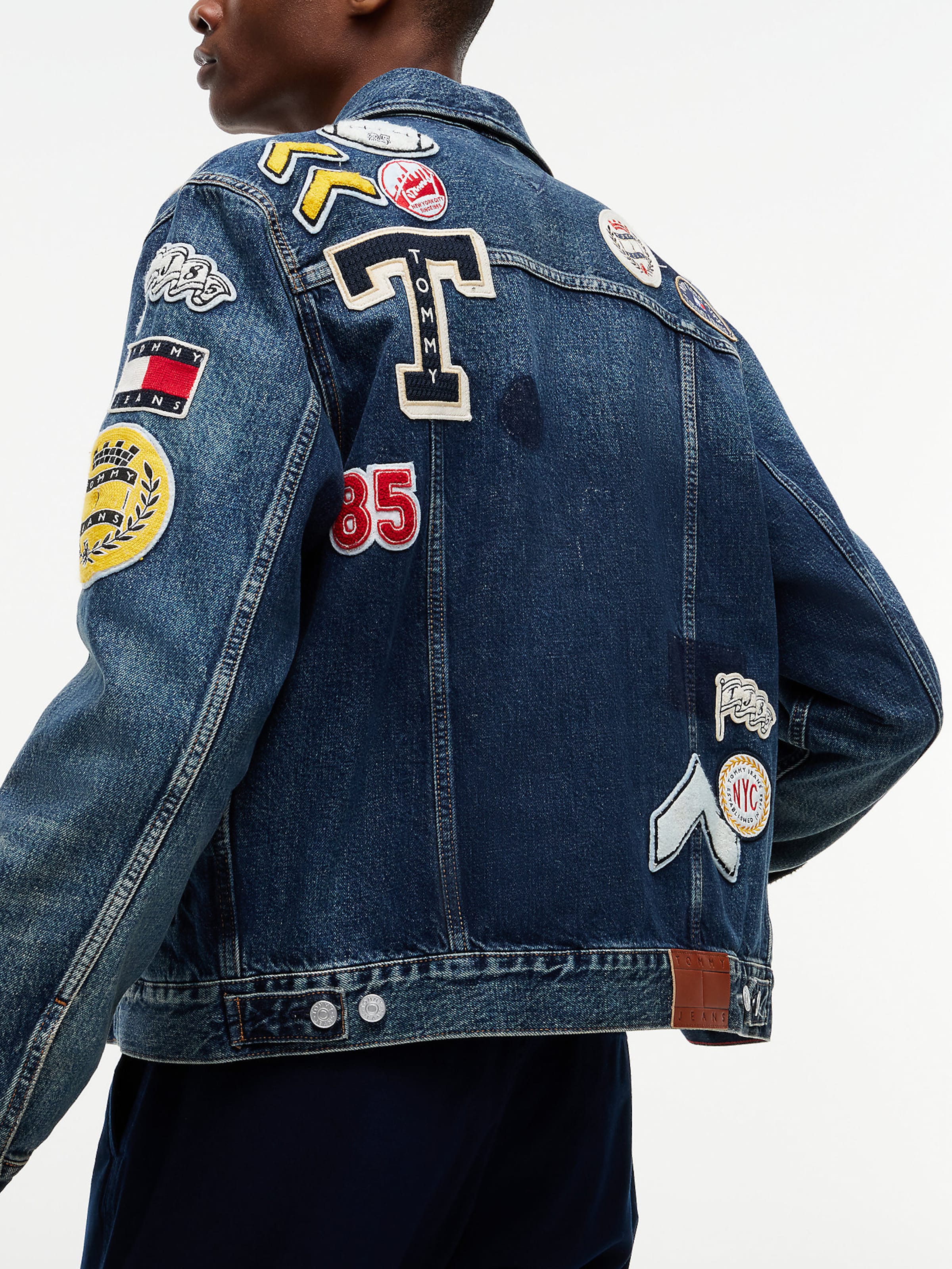 Tommy Jeans Tussenjas in Blauw
