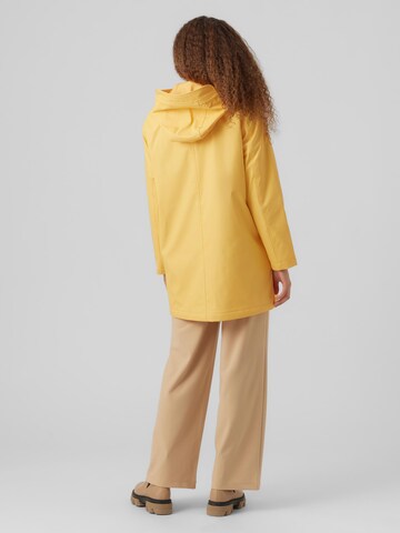 Manteau mi-saison 'Asta' VERO MODA en jaune