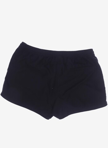 Carhartt WIP Shorts in L in Black