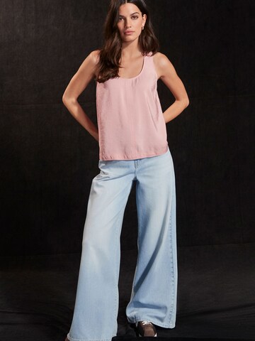 Next Top in Roze