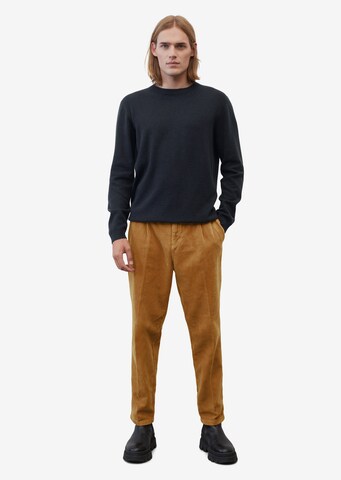 Marc O'Polo Regular Pleat-Front Pants 'Belsbo' in Brown