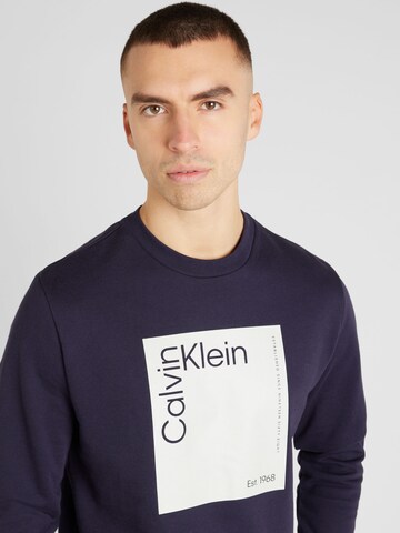 Sweat-shirt Calvin Klein en bleu