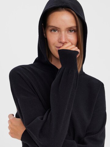 Pullover 'NANCY' di VERO MODA in nero