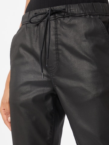 Pepe Jeans Regular Trousers 'Cara' in Black
