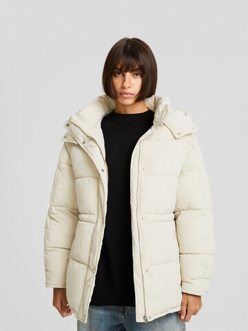 Bershka Winter Jacket in Beige: front