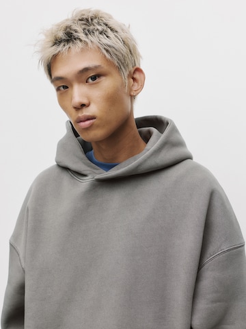 Pull&Bear Collegepaita värissä harmaa