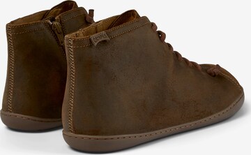 Boots da neve 'Peu Cami' di CAMPER in marrone