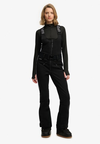 Superdry Slimfit Sportbroek in Zwart: voorkant