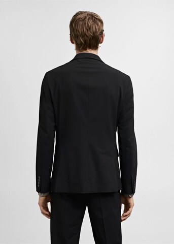 MANGO MAN Slim Fit Business pikkutakki 'Paris' värissä musta