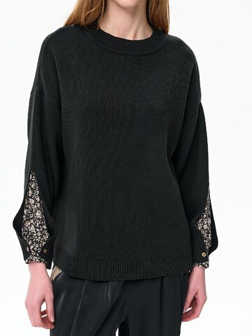 Blue Shadow Sweater in Black