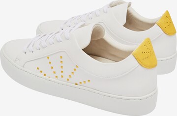 NINE TO FIVE Sneakers 'Grácia' in Yellow