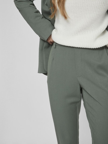 Slimfit Pantaloni con pieghe 'VIVarone' di VILA in verde