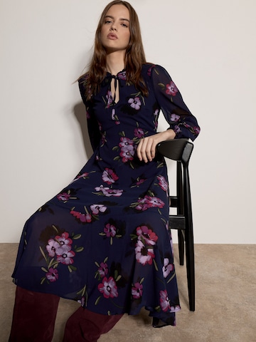 Apricot Floral Print Midi Dress ' ' in Blau