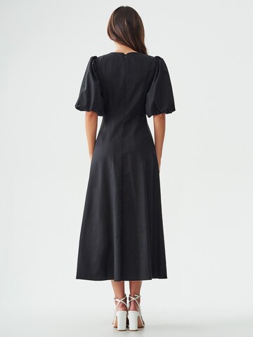 Willa Dress 'SHELLY' in Black: back