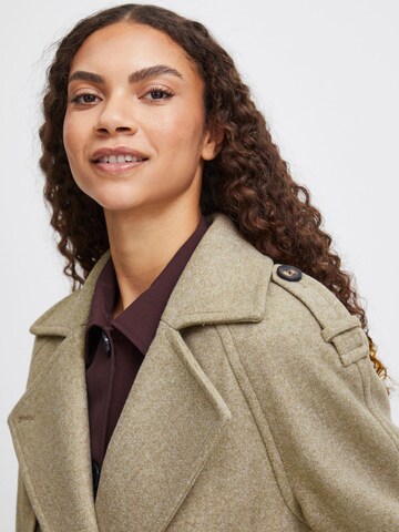 Cappotto di mezza stagione 'CILIA' di b.young in beige