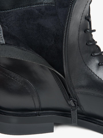 Estro Booties '211-630' in Black