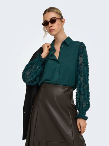 ONLY - Blusa 'ONLMETTE' en verde: frente