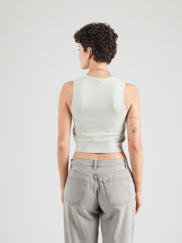 Noisy may Top 'NMTWIGGI' in Grey