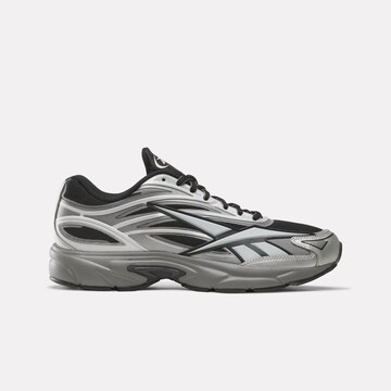 Reebok Sneaker in Grau: Vorderseite