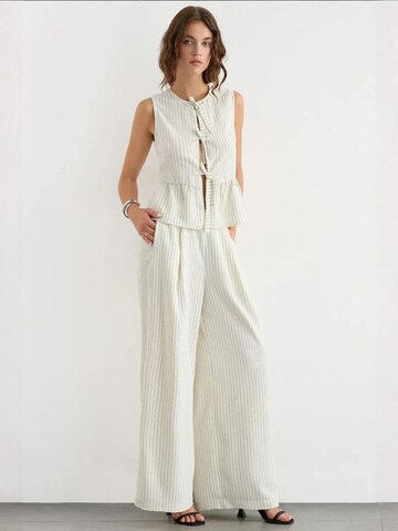 Hiccup Blouse in Wit