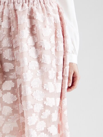 Jupe & Other Stories en rose