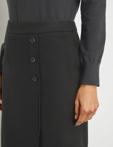 GERRY WEBER Skirt in Black