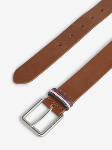 TOMMY HILFIGER - Cintos em castanho