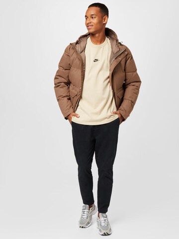 Revolution Jacke in Braun