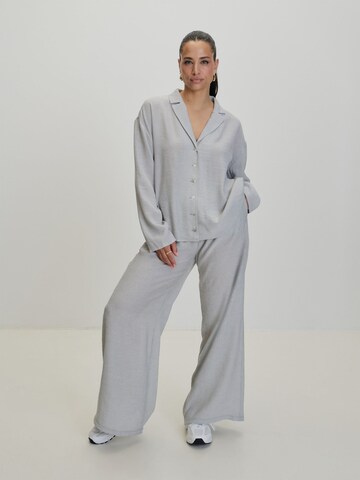 Camicia da donna di AMI ALY in grigio