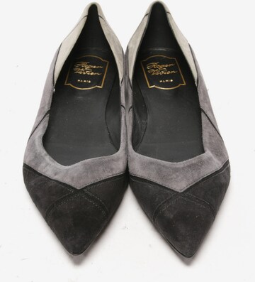 Roger Vivier Flats & Loafers in 37,5 in Black