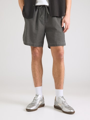 Iriedaily - Loosefit Pantalón 'Ghostmode' en negro: frente