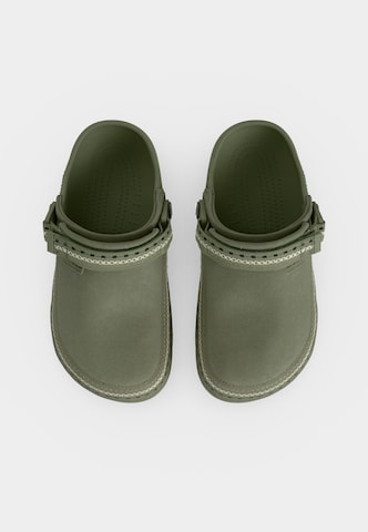 Clogs di Crocs in verde