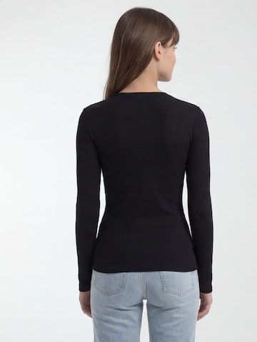 Antargo Shirt 'Longsleeve' in Black