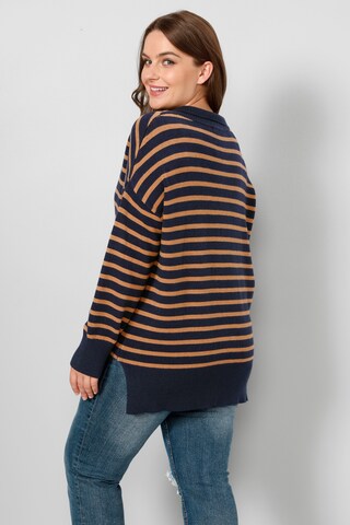 Sara Lindholm Pullover in Blau