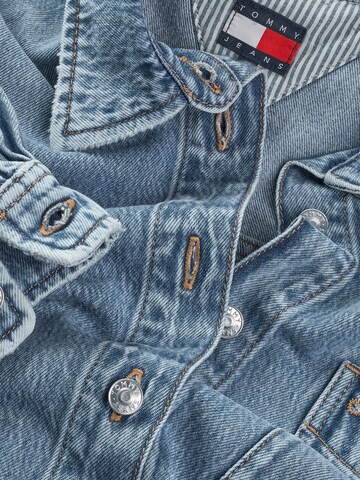 Tommy Jeans Преходно яке в синьо