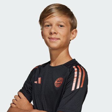 T-Shirt fonctionnel 'FCB' ADIDAS PERFORMANCE en noir