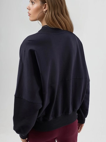 Busem - Sweatshirt em azul