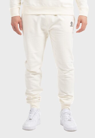 Oldskull Tapered Pants 'Basic Oldskull 25 Logo' in White: front